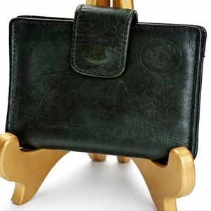 LEATHER Wallet in Forest Green. EXCELLENT CONDITION.
